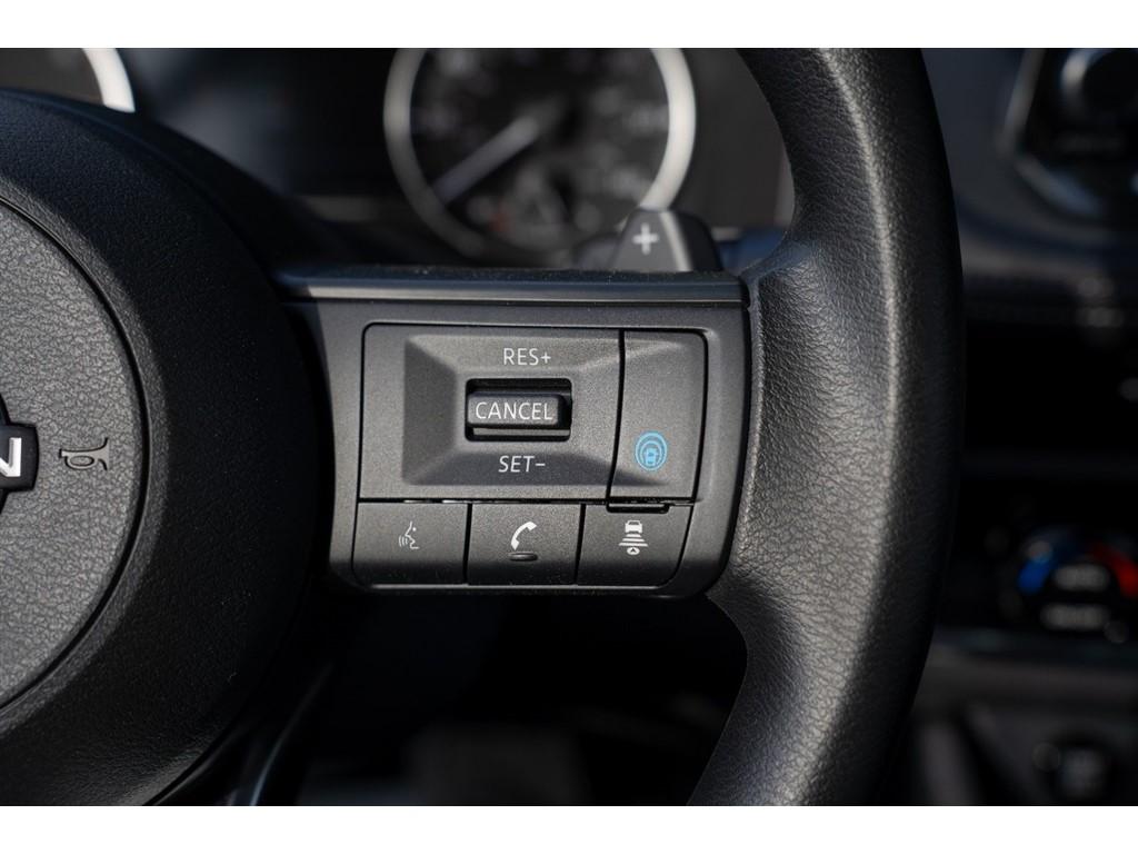2024 Nissan Rogue SV - Photo 29