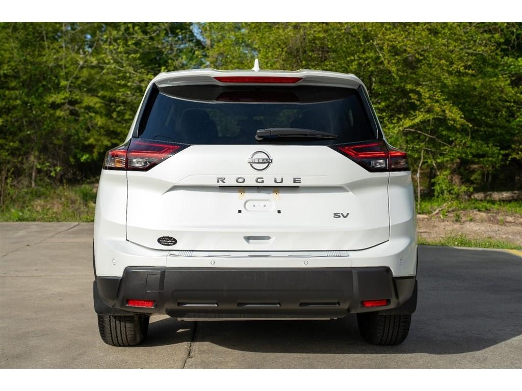 2024 Nissan Rogue SV - Photo 7