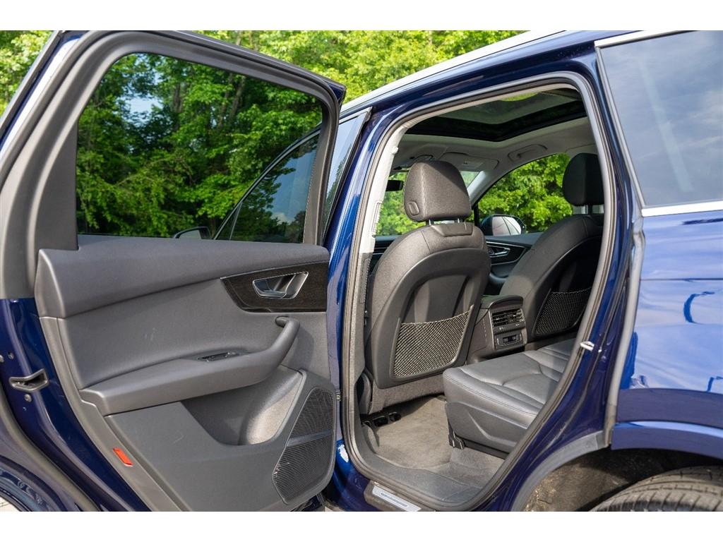 2022 Audi Q7 Premium Plus - Photo 14