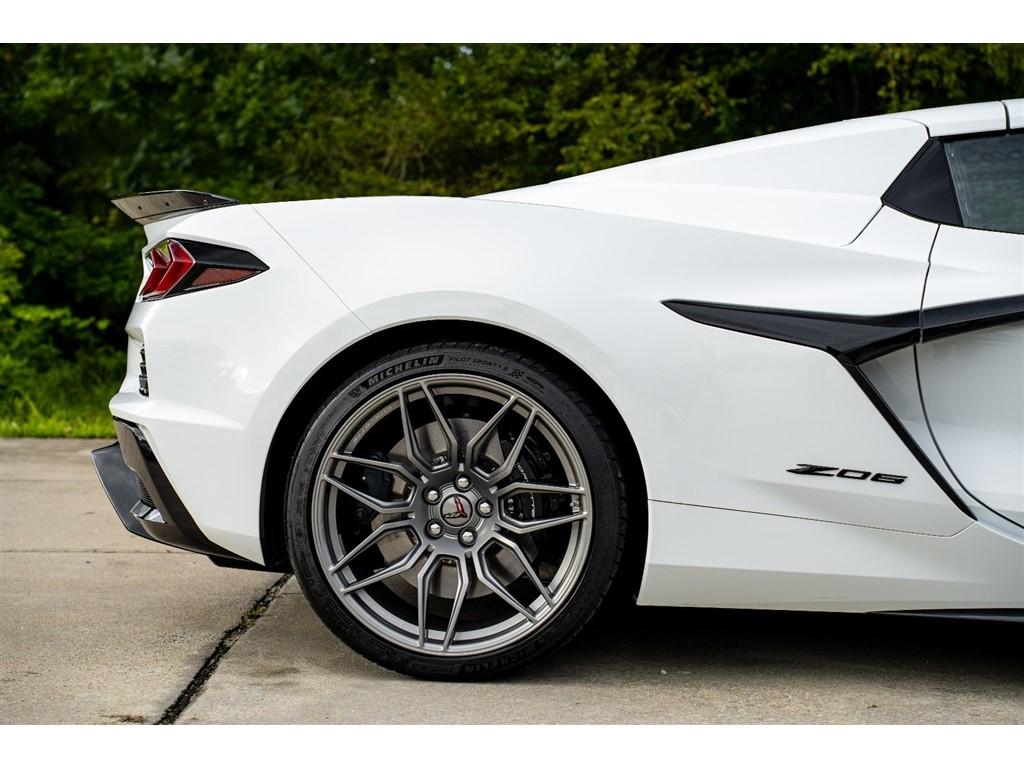 2024 Chevrolet Corvette 3LZ - Photo 10