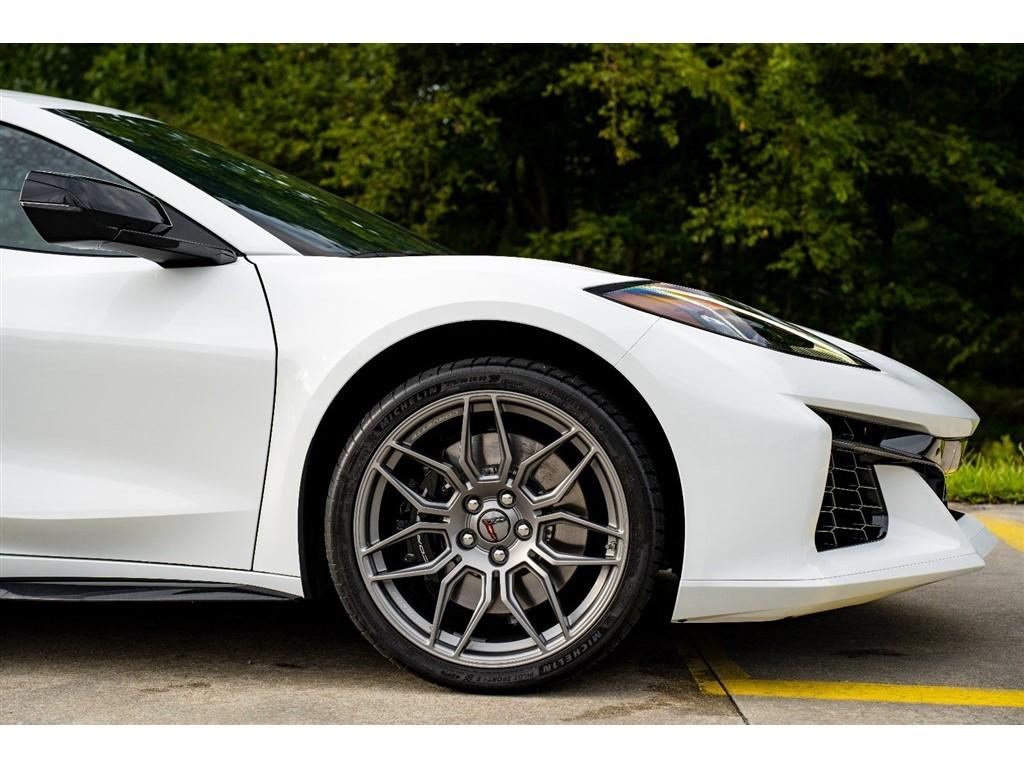 2024 Chevrolet Corvette 3LZ - Photo 16