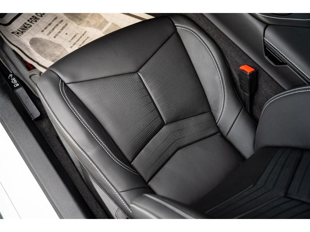 2024 Chevrolet Corvette 3LZ - Photo 38