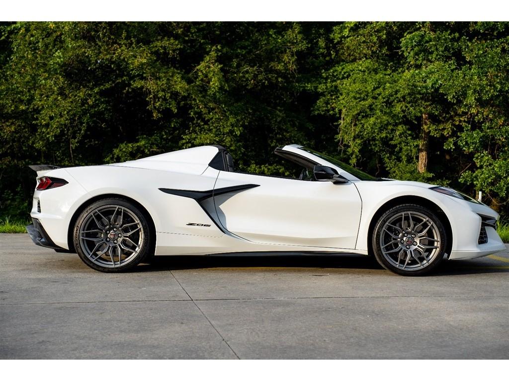 2024 Chevrolet Corvette 3LZ - Photo 7