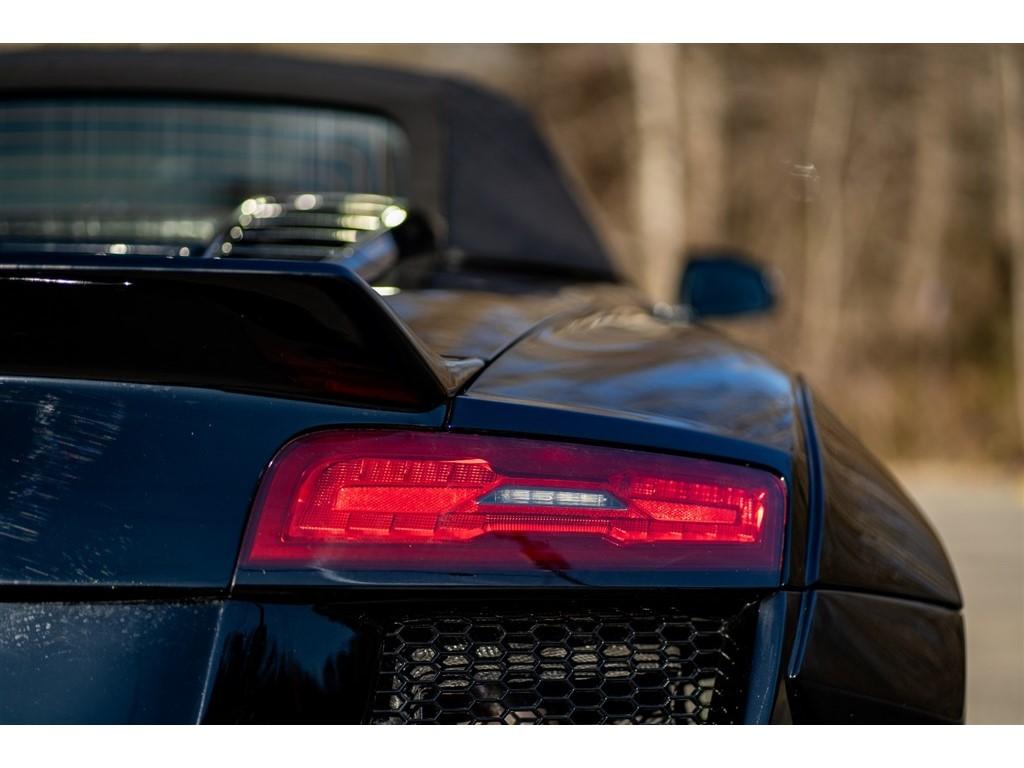 Used-2012-Audi-R8-52-Spyder-