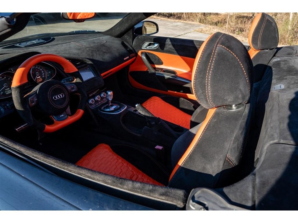 Used 2012 Audi R8 5.2 Spyder quattro Auto R tronic For Sale (Sold 